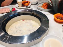 -煲宫猪肚鸡(晶品店)