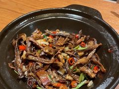 -云海肴·汽锅鸡·云南菜(天山百盛优客店)