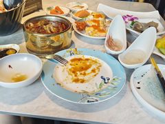 -雍容荟帝王蟹活龙虾展台自助(IFS黑金店)