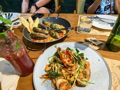 -Mark&Mars Restaurant