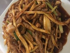 鱼香肉丝-武警上海市总队医院-停车场