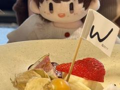 -W COLLECTIVE  DESSERT SHOP
