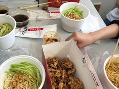 -余丞记川渝面馆(云峰店)