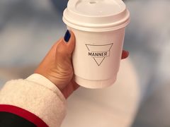 拿鐵-Manner Coffee(芮欧百货店)