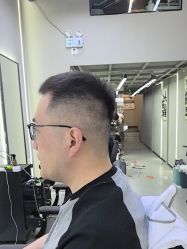 -尤司男士国潮理发馆