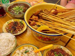 -拈签一笑黄牛肉辣卤串串