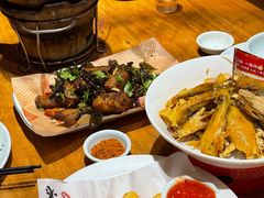 -头上红煨盐鸡·非遗院子餐厅