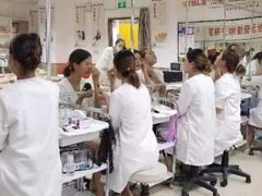 -首脑美容美发化妆美甲培训学校(龙岗校区)