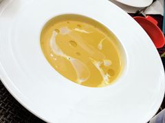 奶油栗子南瓜汤-小莫餐厅And More Restaurant西餐(北京展览馆店)