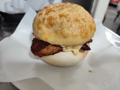 鸡扒芝士蛋菠萝包-颓记茶餐厅(美景总店)