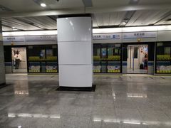 -陆家浜路(地铁站)