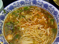 -撒拉人家.酸菜牦牛肉火锅