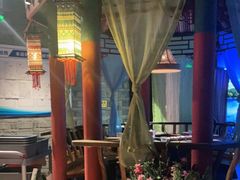 -老牌坊云南鱼豆花火锅(哈西万达店)