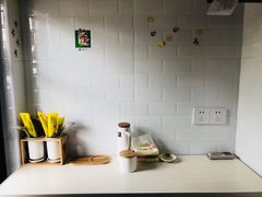 -黄阿姨锅贴大王(万航渡路店)