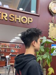 -绅仕門男士理发馆
