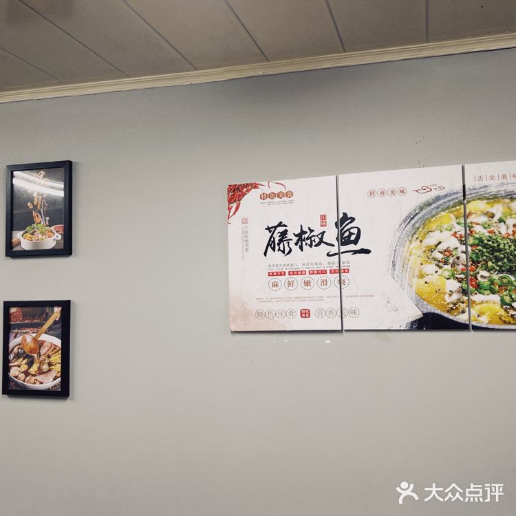 冒菜米线也好吃～btw非常好奇老板的黄焖鸡了