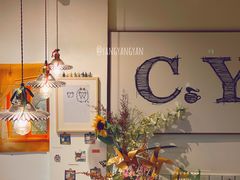 -C.Y Cafe