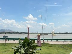 -卖鱼珍河鲜坊•一线江景园林餐厅