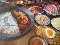 -萍姐火锅·公路夜市(武汉首店)