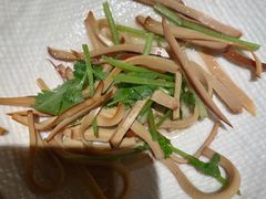 -荣家黄鱼面(前滩太古里店)