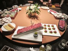 -左庭右院鲜牛肉火锅黑金店(陆家嘴中心店)