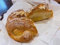 大杏仁牛角包-老佛爷饼店