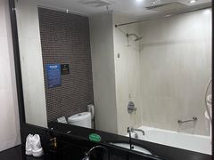 -浙商世贸玉龙酒店