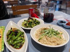 -肥肥虾庄·金牌油焖大虾(杨园滨江时代walk店)