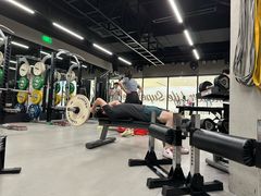 -超级猩猩健身·私教(上海体育场店)