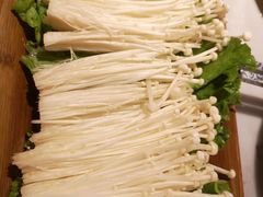 -尚尚仙·酸汤猪手·猪肚鸡火锅(华联万柳购物中心店)