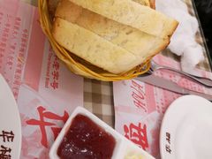 -华梅西餐厅(哈尔滨中央大街店)