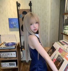 -Tloml salon