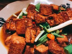 石锅黑豆腐-缘生态云南菜·野生菌庭院餐厅(华侨城店)