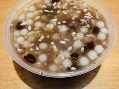 -芳婆糕团店(王府大街店)