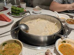 -三人行骨头王火锅(长寿店)