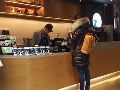 -瑞幸咖啡(北工大理科楼店)
