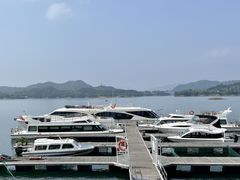 -千岛湖希尔顿休闲艇俱乐部