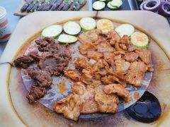-阿昌白族石板烧·菌锅(大理古城店)