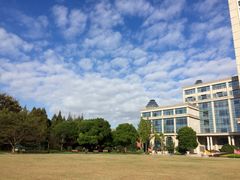 -复旦大学光华楼