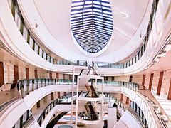 -上海滴水湖皇冠假日酒店