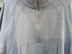 -lululemon(上海浦东IFC店)