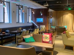 -外研书店(北京外国语大学西校区北外国际大厦店)