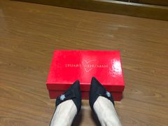 -STUART WEITZMAN(静安嘉里中心店)