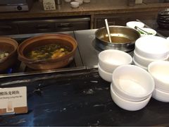 -东方红海鲜百汇(国际大厦店)