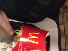 -麦当劳(宝山大厦店)