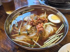 -韩风烤牛肉冷面店