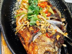 -禧香逢烧烤金牌鸡手王(繁荣路店)