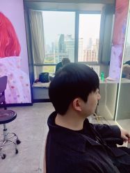 -藤野造型烫发染发