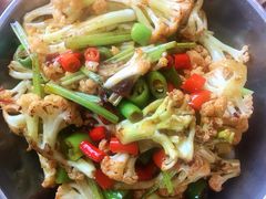 干锅有机菜花-张记焖窑·十五年专注焖烤(雍和宫店)
