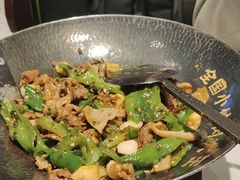 -费大厨辣椒炒肉(高铁吾悦广场店)